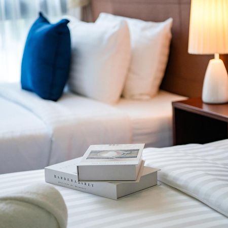 Wyndham Royal Lee Phuket Hotel Nai Yang Ngoại thất bức ảnh
