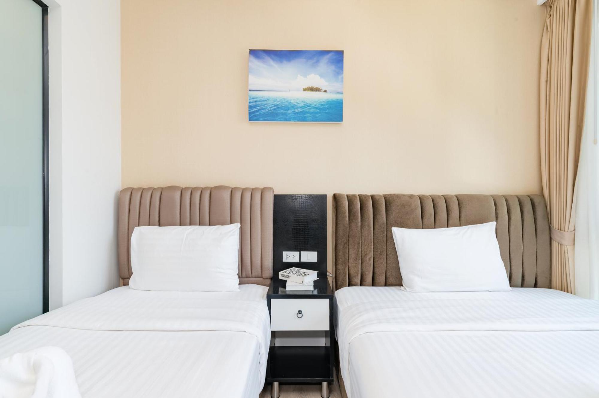Wyndham Royal Lee Phuket Hotel Nai Yang Ngoại thất bức ảnh