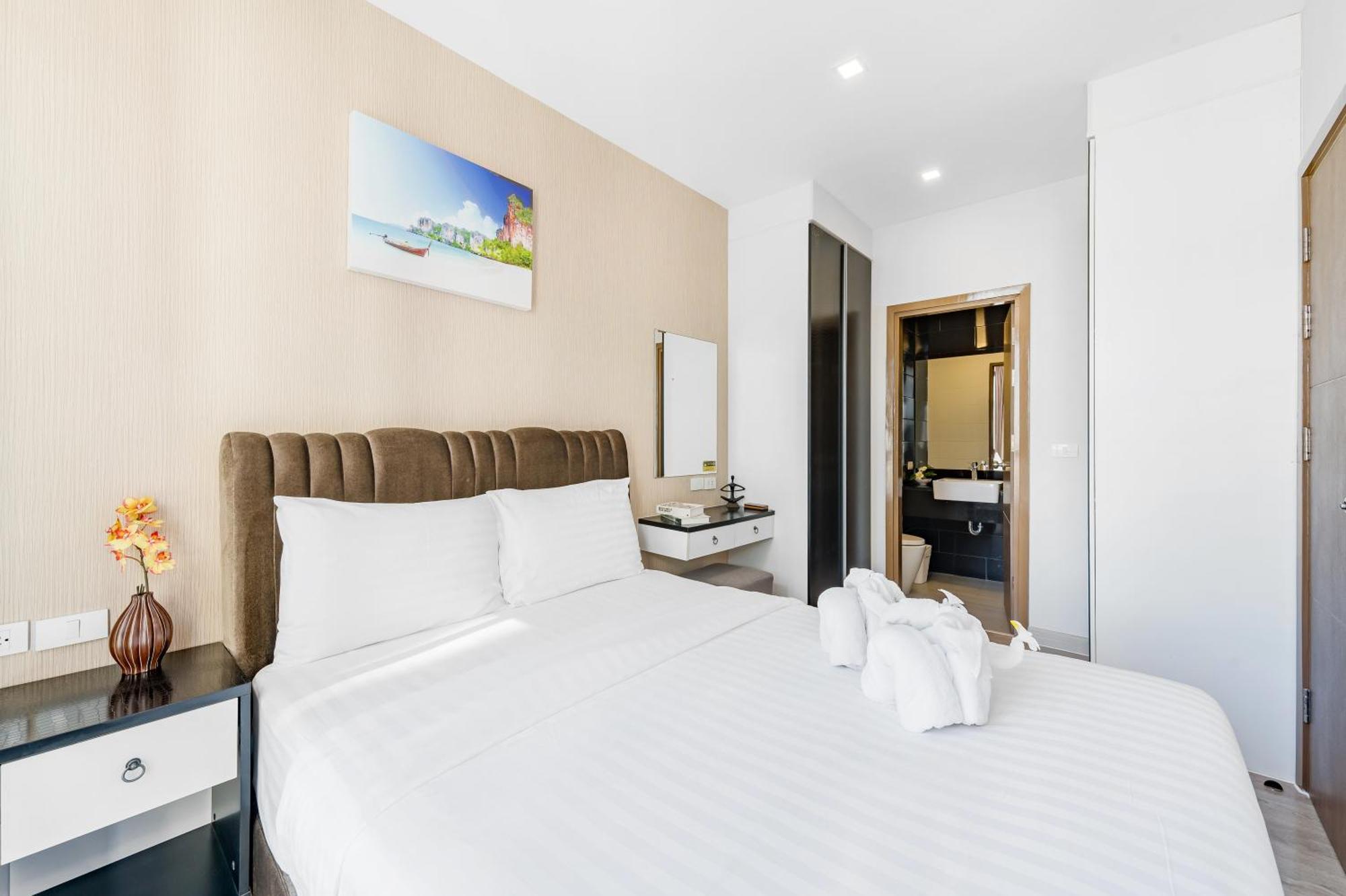 Wyndham Royal Lee Phuket Hotel Nai Yang Ngoại thất bức ảnh
