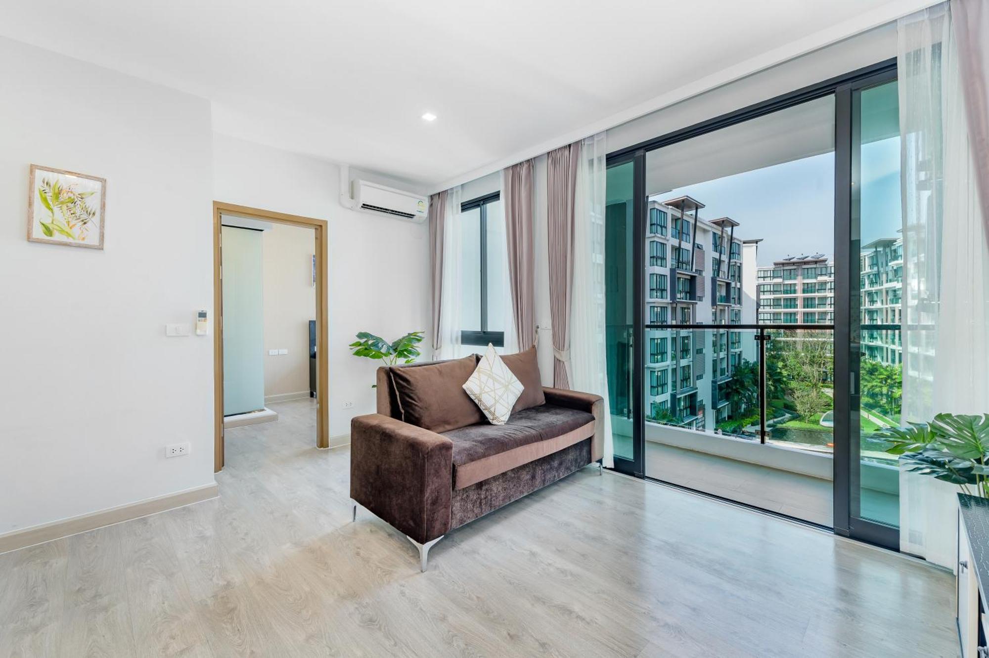 Wyndham Royal Lee Phuket Hotel Nai Yang Ngoại thất bức ảnh