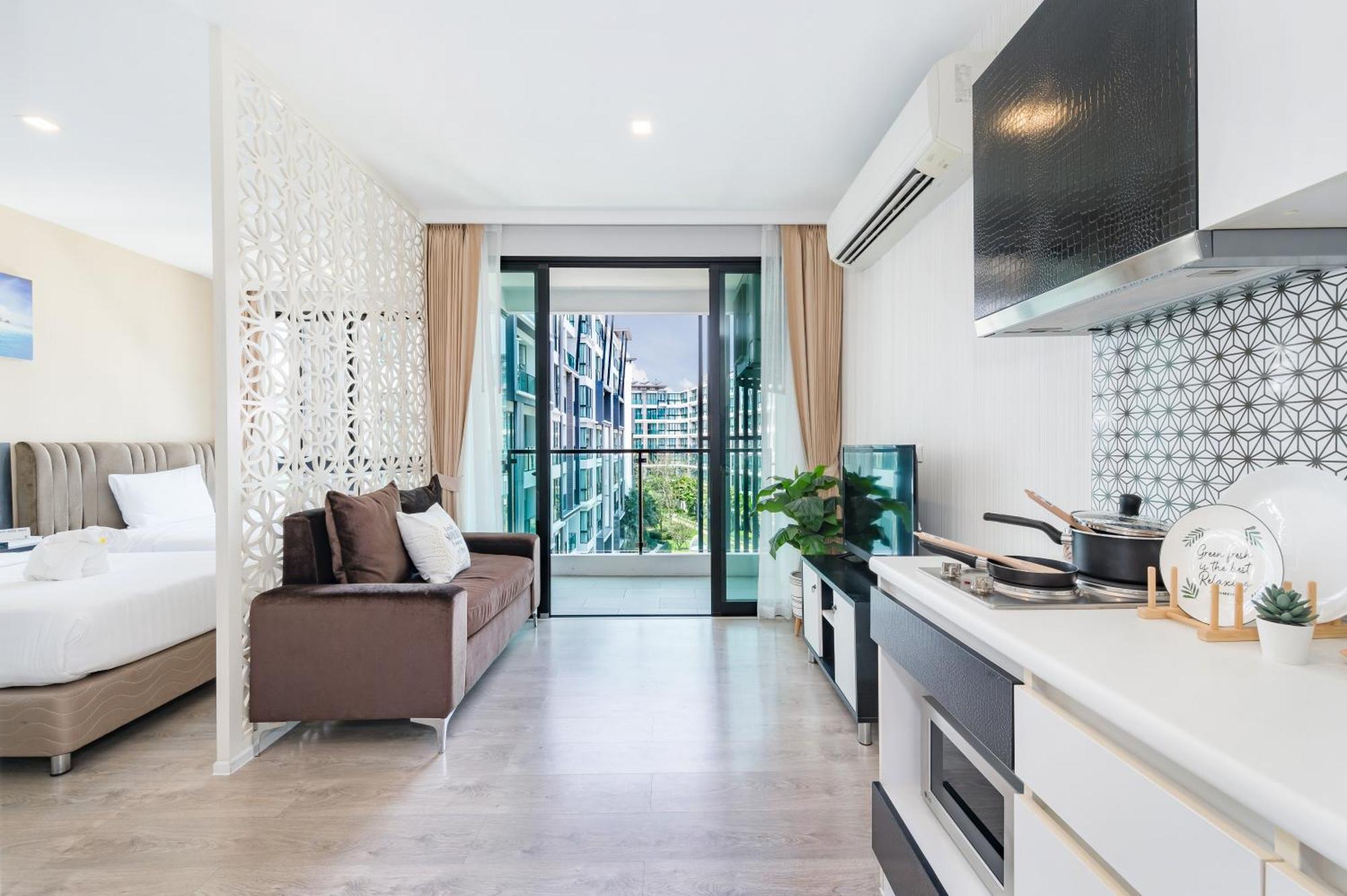 Wyndham Royal Lee Phuket Hotel Nai Yang Ngoại thất bức ảnh