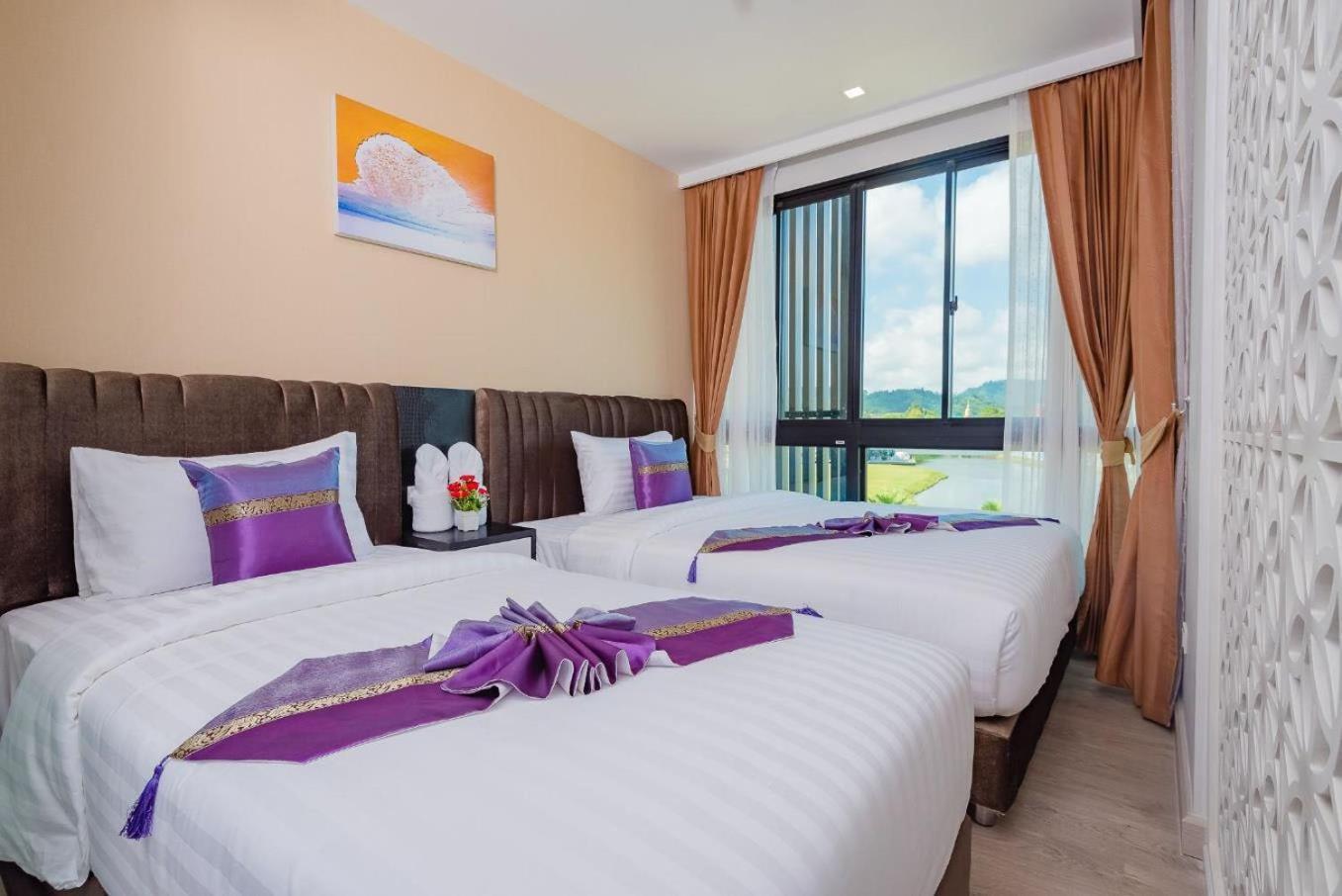 Wyndham Royal Lee Phuket Hotel Nai Yang Ngoại thất bức ảnh