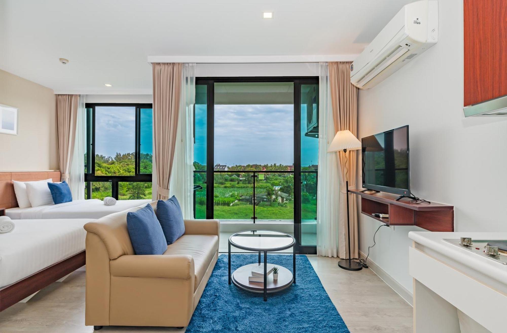 Wyndham Royal Lee Phuket Hotel Nai Yang Ngoại thất bức ảnh
